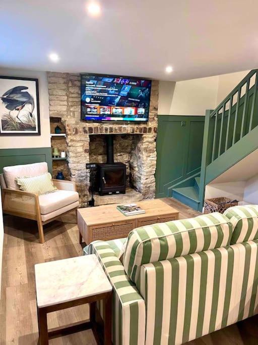 Quaint Cotswold Cottage تشيبينغ نورتون المظهر الخارجي الصورة